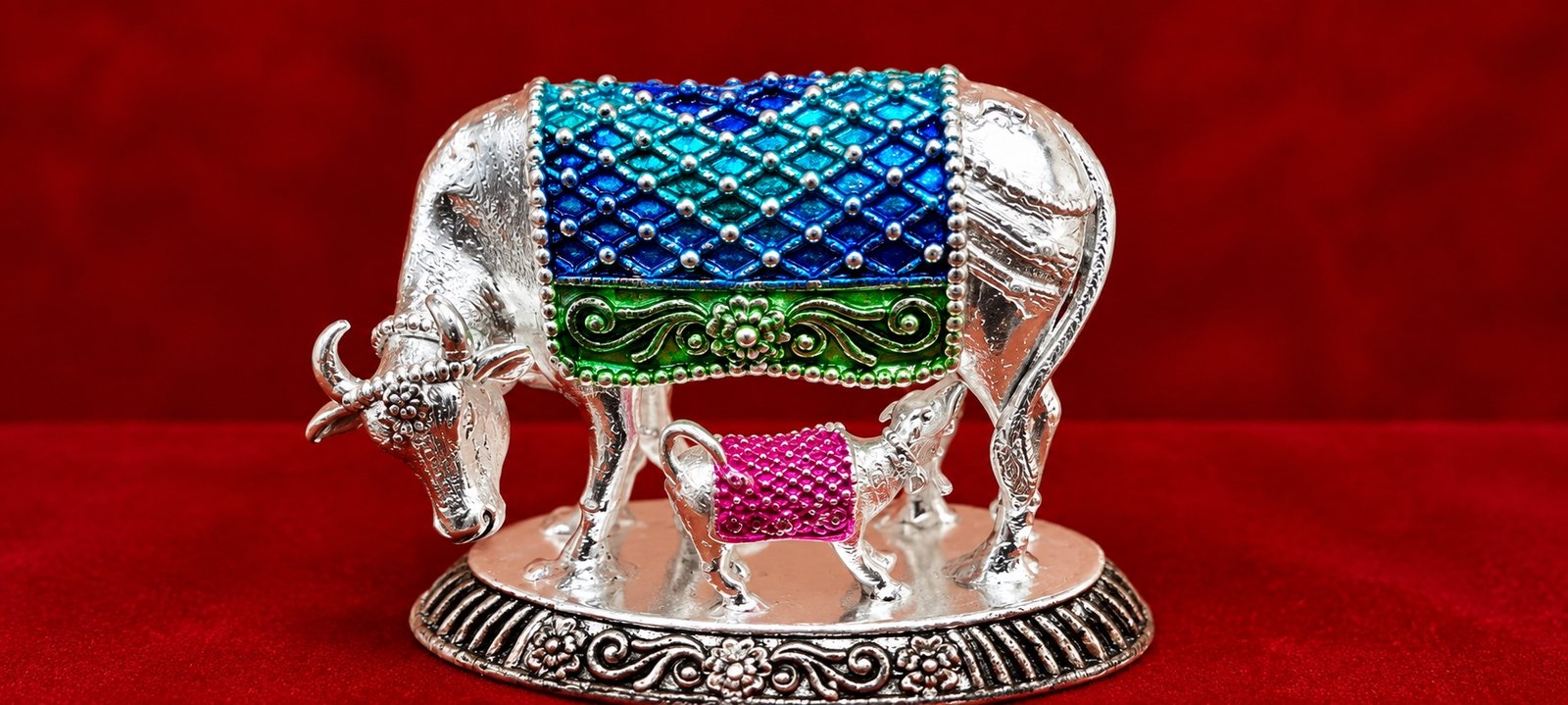 Royal Silver Cow & Calf Decorative Idol – Blue & Green Enamel Work