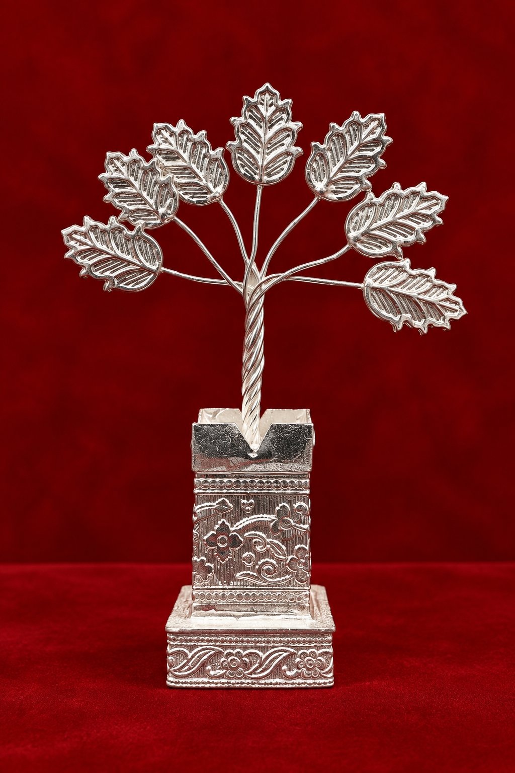 Elegant Silver Tree of Life Showpiece – Intricate Leaf Design with Ornate Decorative Base